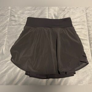 LULULEMON skirt black size 2